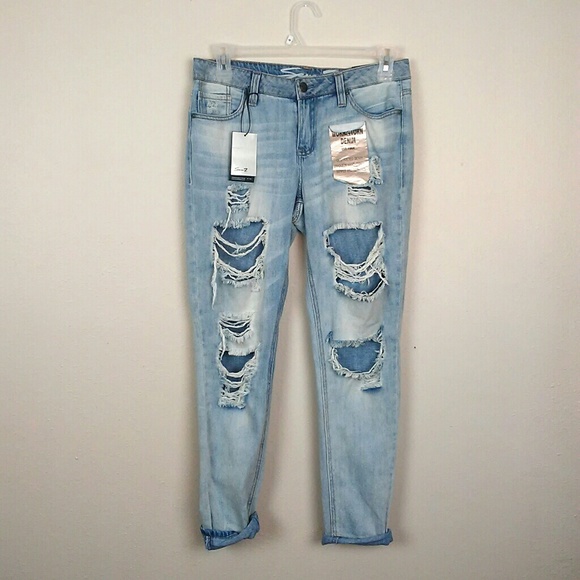 7 For All Mankind Denim - NWT 7 For All Mankind | Girlfriend Worn torn jeans